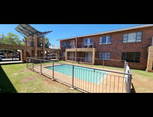 2 BEDROOM PROPERTY TO RENT IN DIE BULT